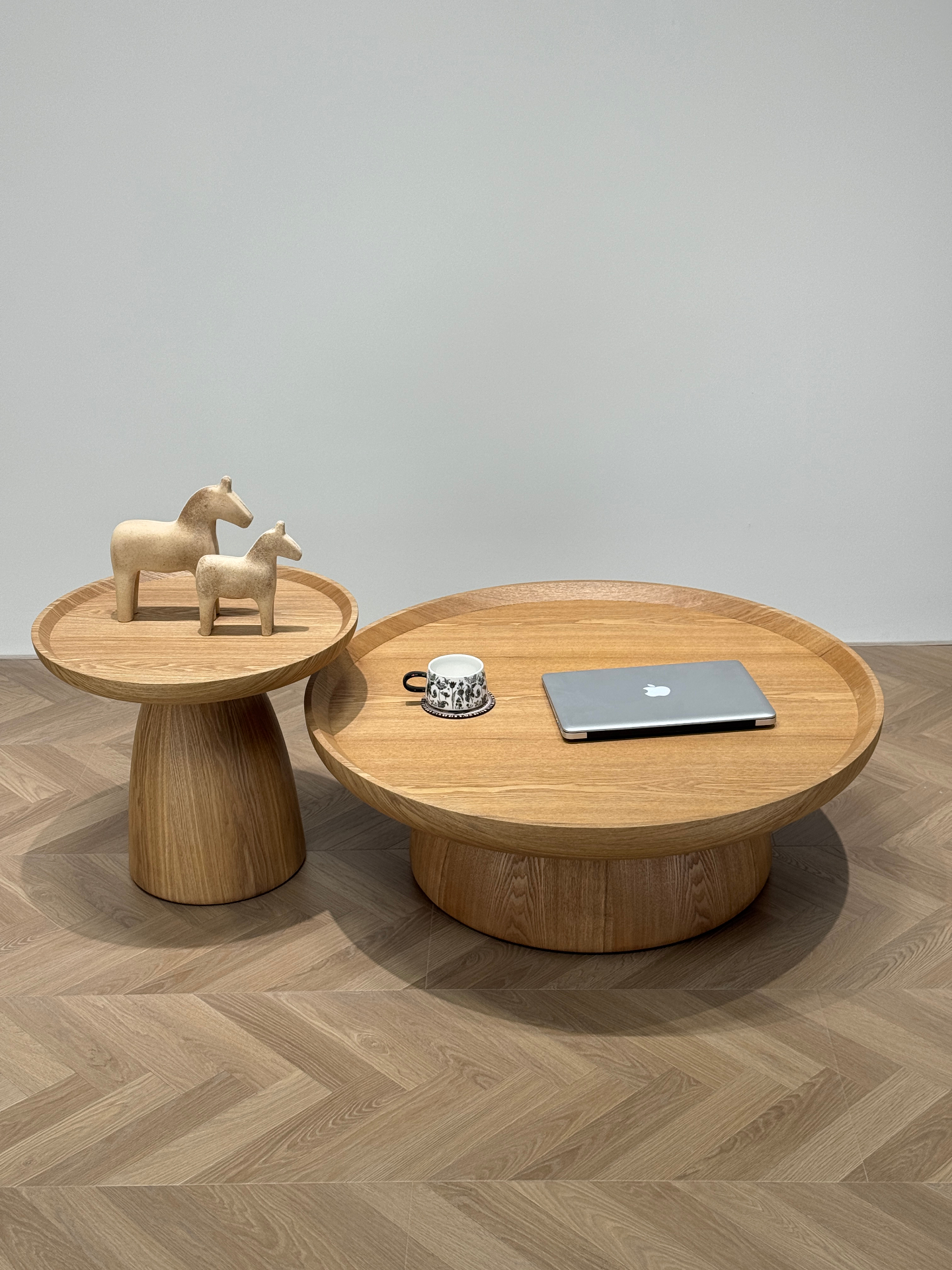 Natural oak pedestal set view 2