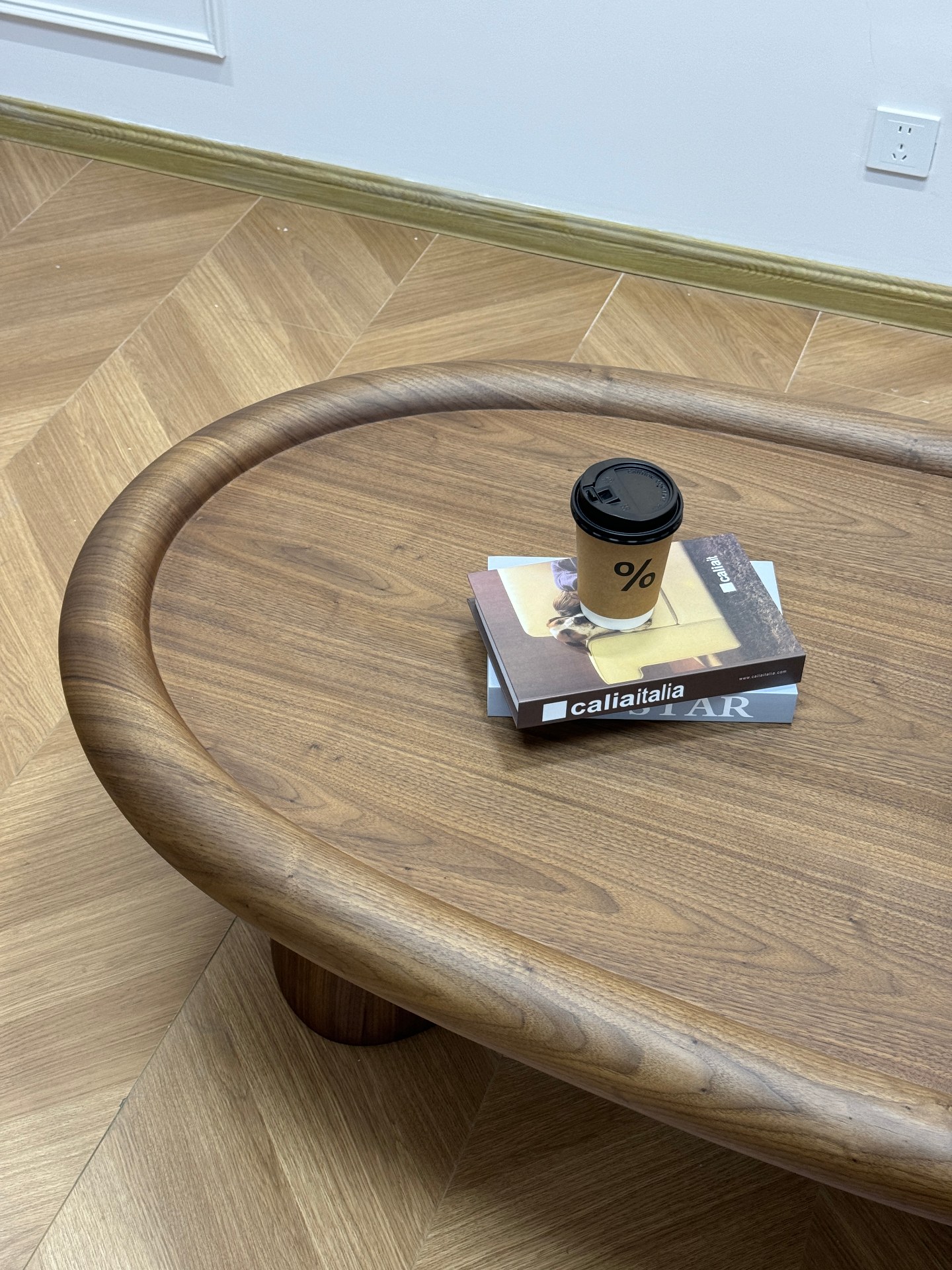 Oval lip-edge coffee table view 2